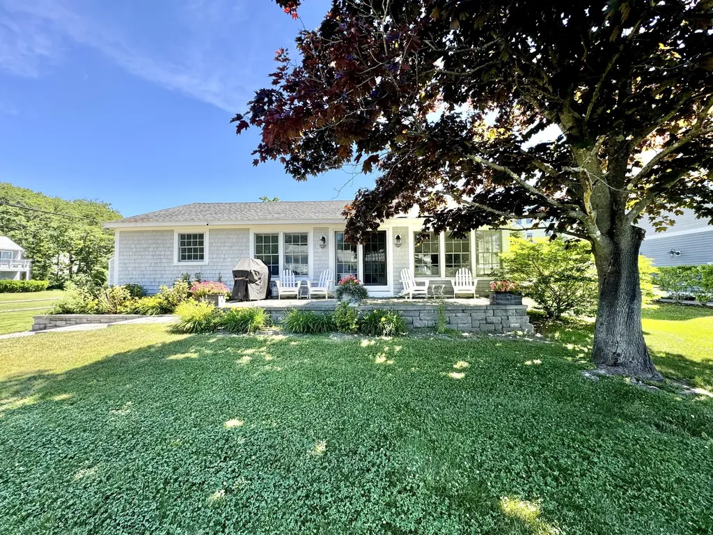 3 Harris Lane Kennebunk ME 04043