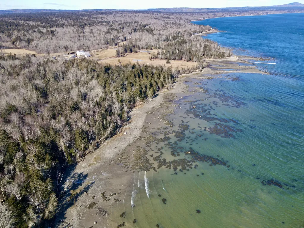 68 Map: 008, Lot:068-bay Road Brooklin ME 04614