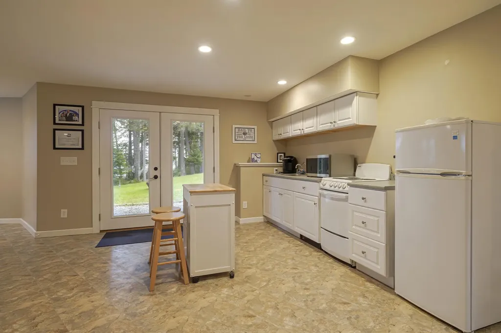 24 Coves End Drive Deer Isle ME 04627