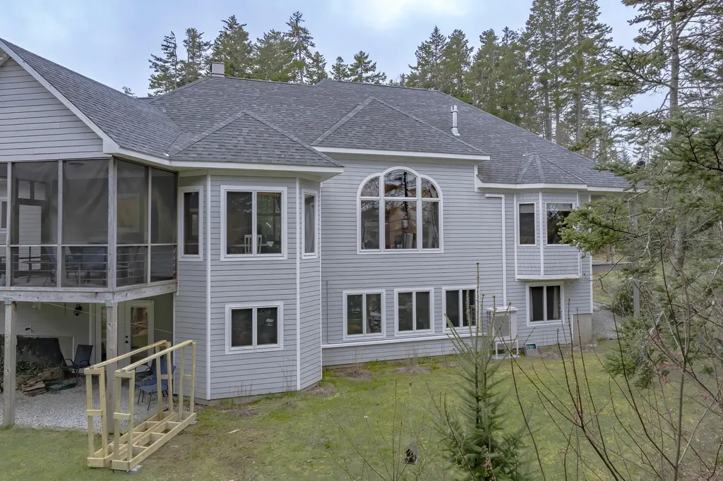 24 Coves End Drive Deer Isle ME 04627