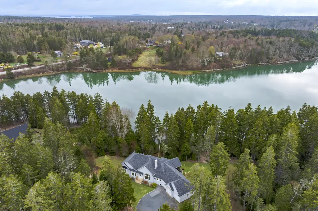 24 Coves End Drive Deer Isle ME 04627