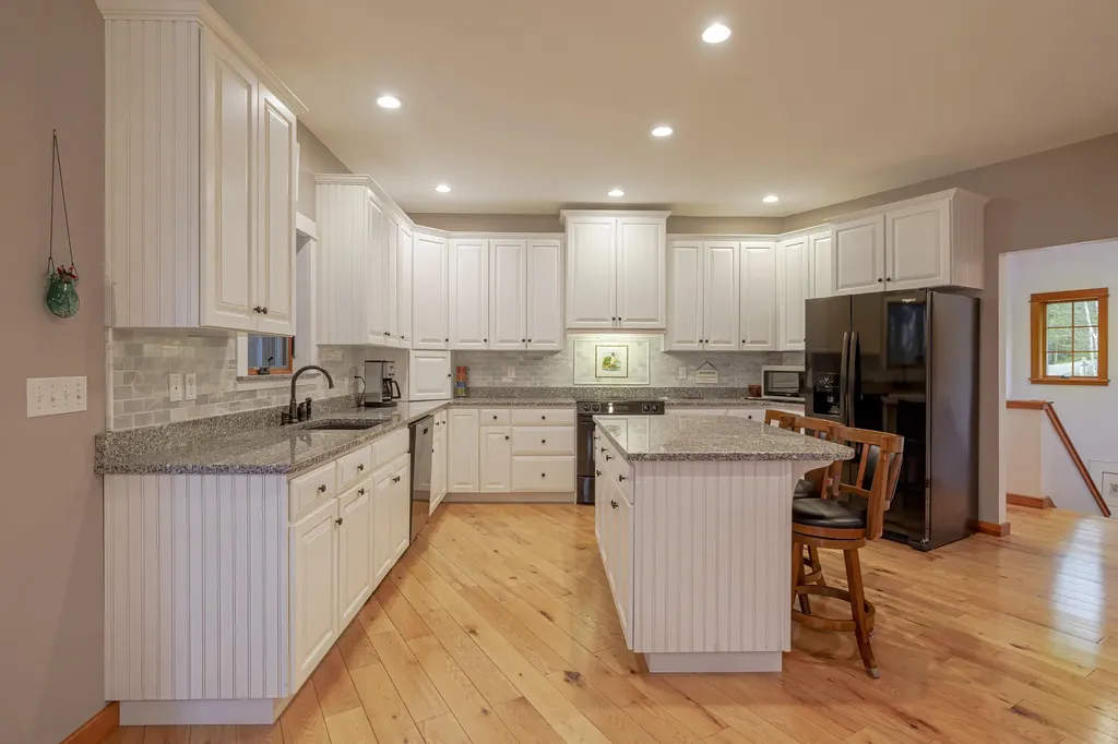 24 Coves End Drive Deer Isle ME 04627