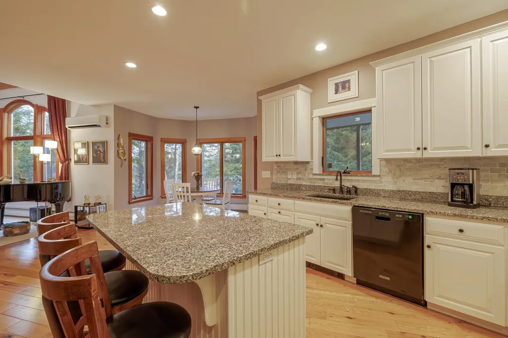 24 Coves End Drive Deer Isle ME 04627