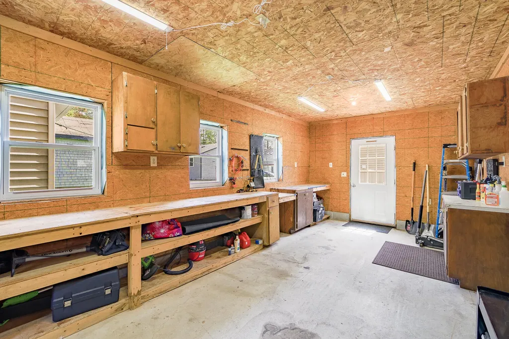 21 Sanford Avenue Old Town ME 04468