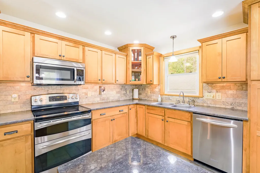 21 Sanford Avenue Old Town ME 04468