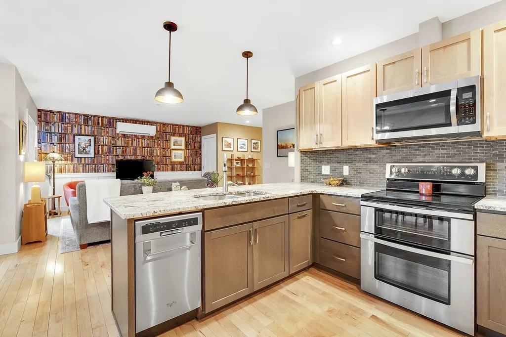 9 Intervale Road Freeport ME 04032