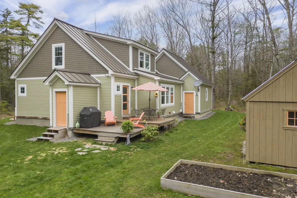 9 Intervale Road Freeport ME 04032