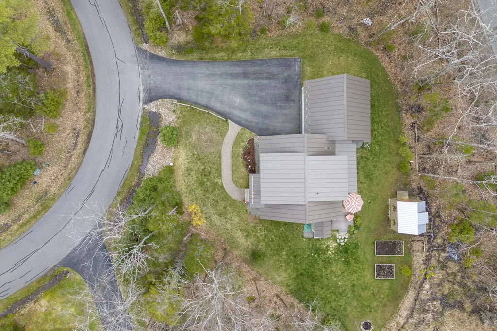 9 Intervale Road Freeport ME 04032