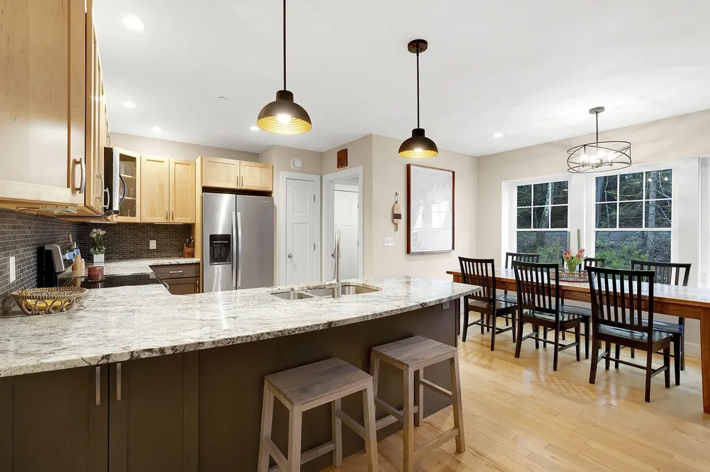 9 Intervale Road Freeport ME 04032