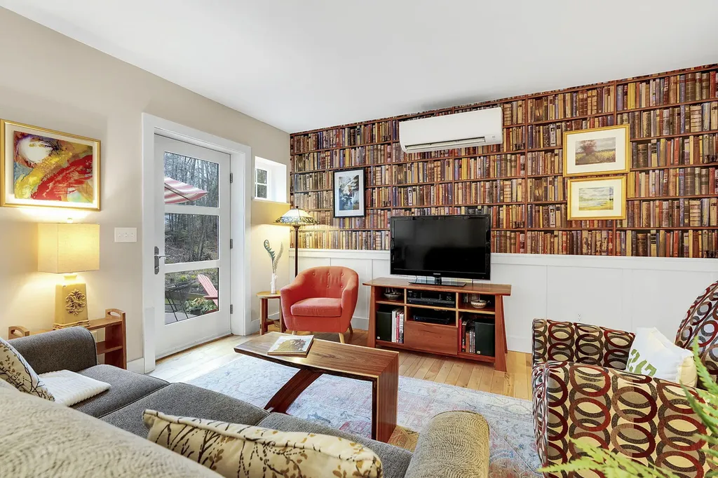 9 Intervale Road Freeport ME 04032