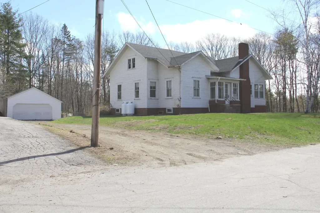 3 N School Street Skowhegan ME 04976