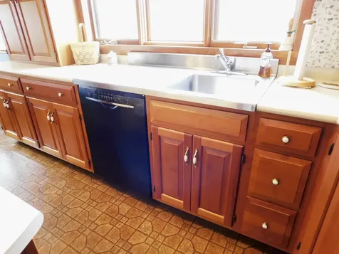 25 Pine Street Dexter ME 04930