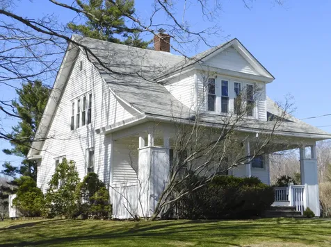 25 Pine Street Dexter ME 04930