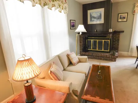 25 Pine Street Dexter ME 04930