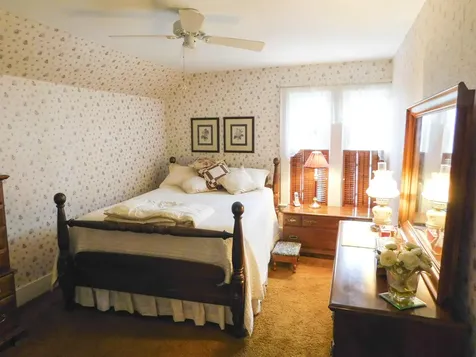 25 Pine Street Dexter ME 04930