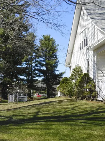 25 Pine Street Dexter ME 04930