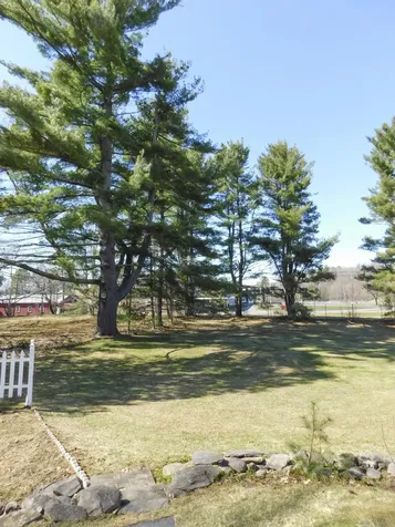 25 Pine Street Dexter ME 04930