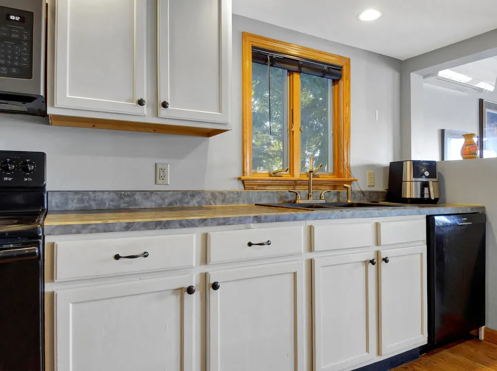 95 Rocky Shore Lane Oakland ME 04963