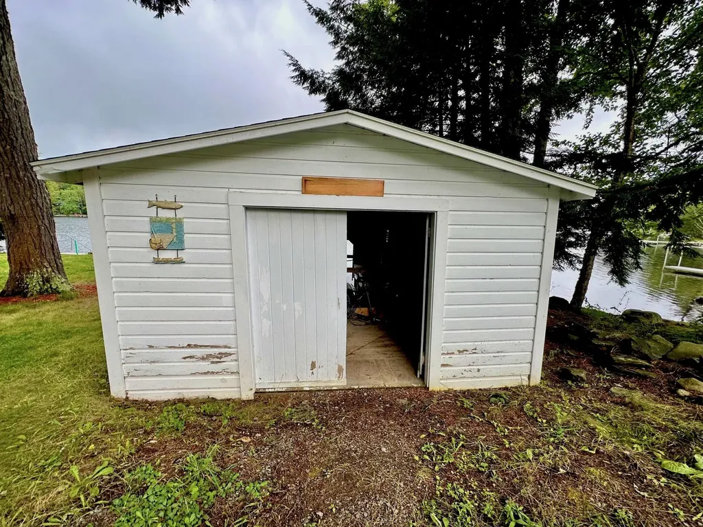 95 Rocky Shore Lane Oakland ME 04963