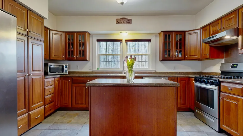 52 Robie Street Gorham ME 04038