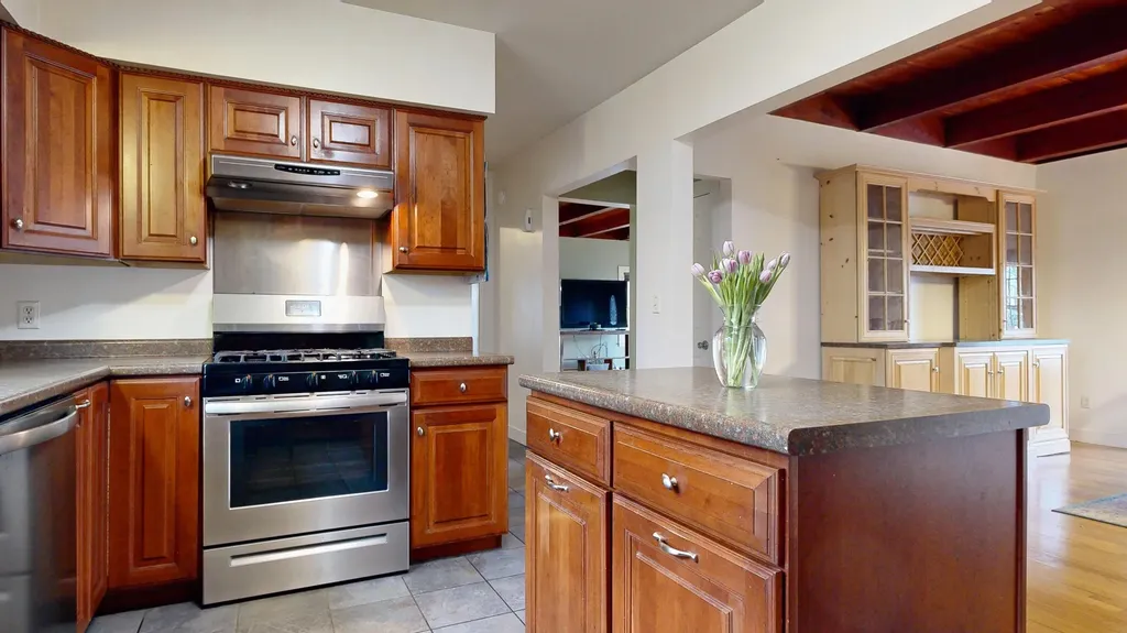 52 Robie Street Gorham ME 04038