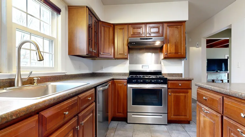 52 Robie Street Gorham ME 04038