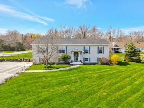 76 Acadia Drive Rockland ME 04841
