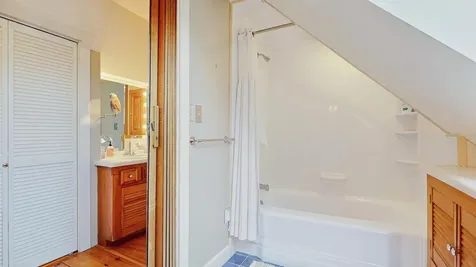 178 Spiller Hill Road Raymond ME 04071