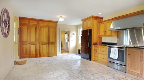 178 Spiller Hill Road Raymond ME 04071