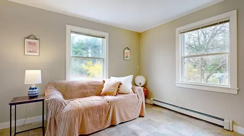 178 Spiller Hill Road Raymond ME 04071