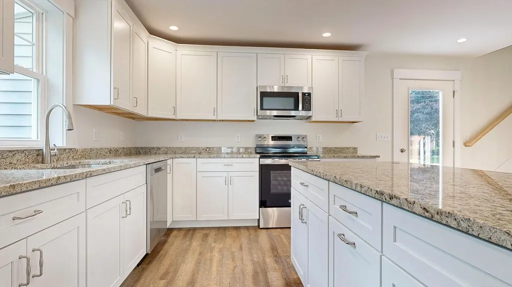 10 Viking Lane Westbrook ME 04092