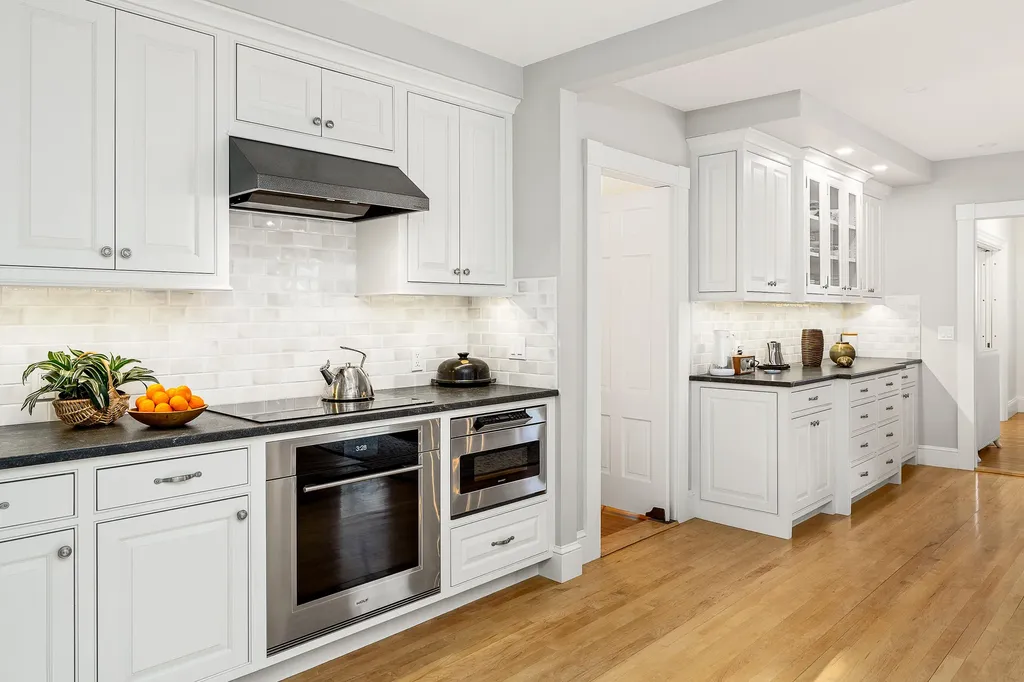 101 Chestnut Street Camden ME 04843