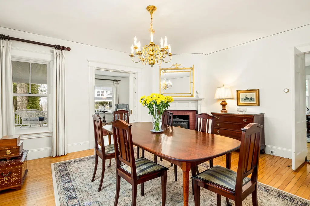 101 Chestnut Street Camden ME 04843