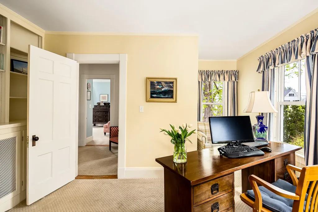 101 Chestnut Street Camden ME 04843