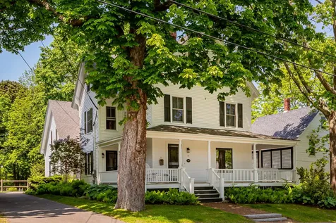 101 Chestnut Street Camden ME 04843