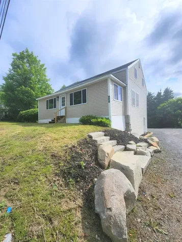 324 Water Street Hallowell ME 04347