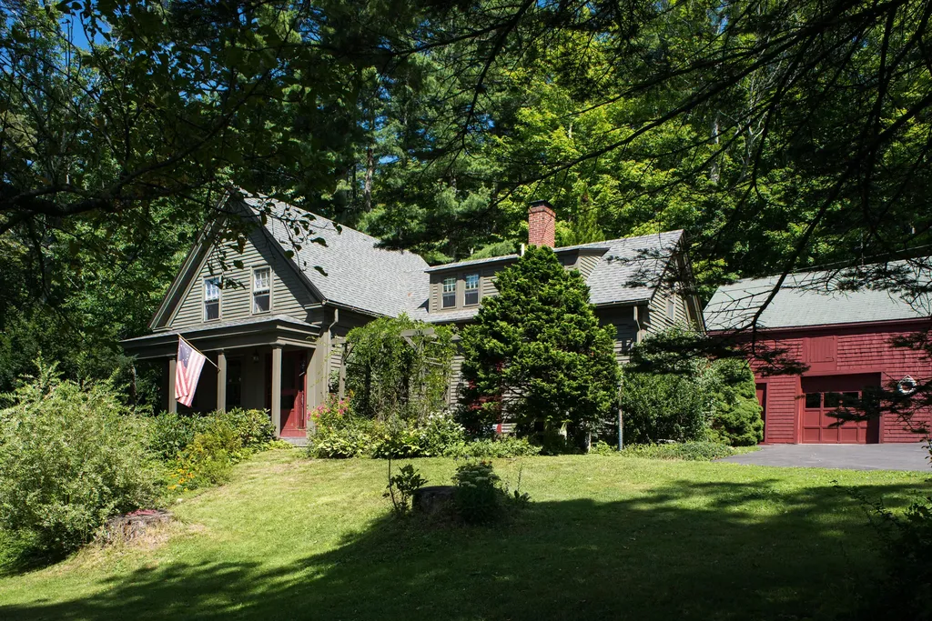 10 High Street Damariscotta ME 04543