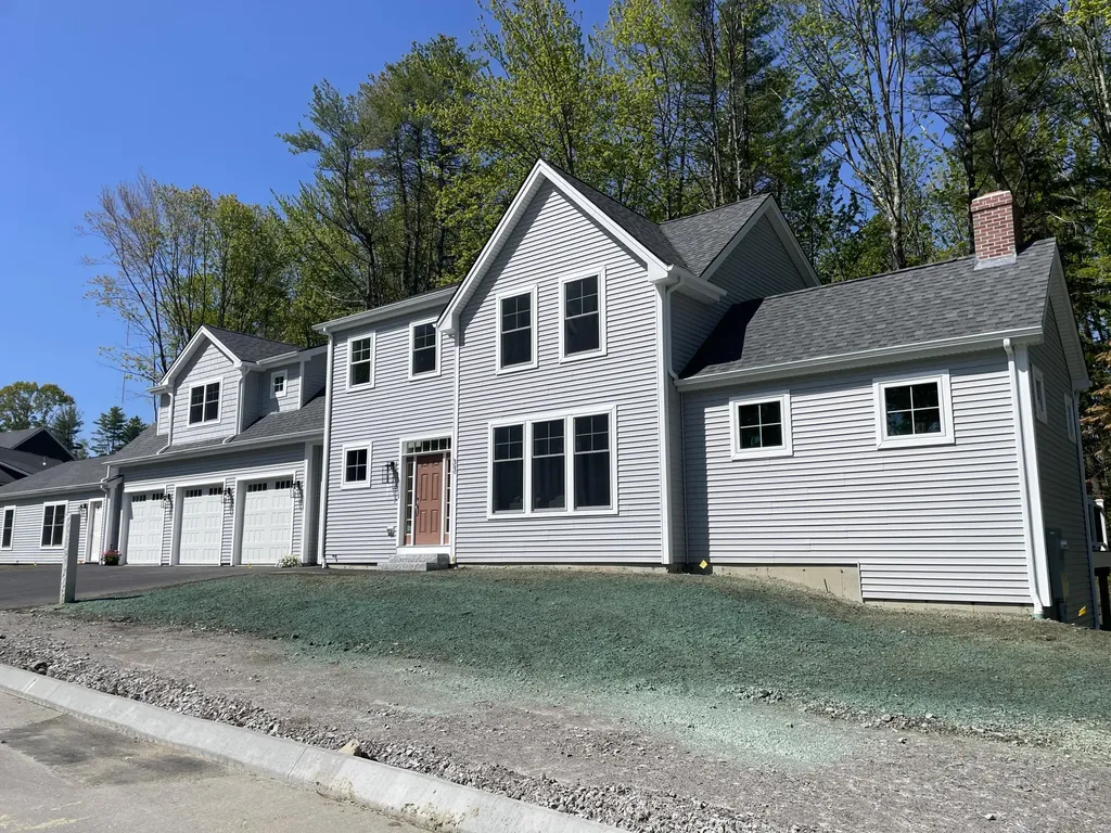 33 Dylan Drive Scarborough ME 04074
