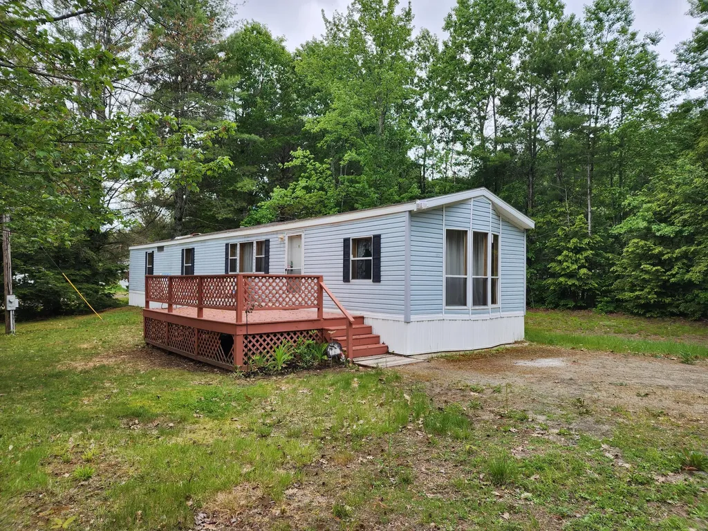 8 Gail Road Fayette ME 04349