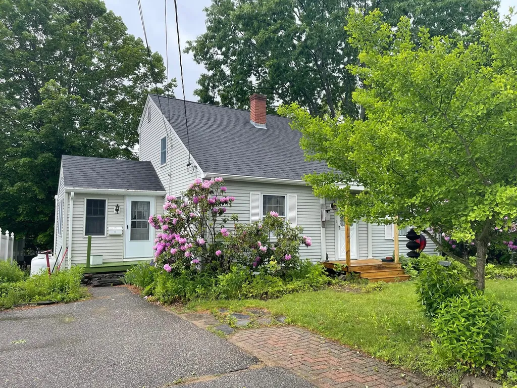 15 Parent Street South Berwick ME 03908