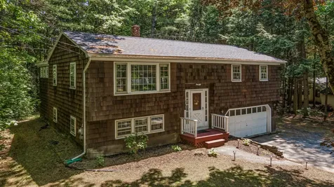 35 Sylvan Way Manchester ME 04351