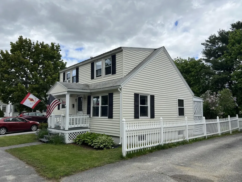 4 Shirley Street Lewiston ME 04240