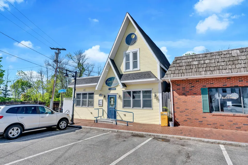 17 Pepperell Square Saco ME 04072