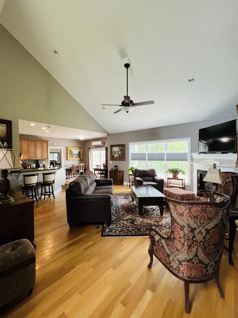 54 Constitution Avenue Hampden ME 04444