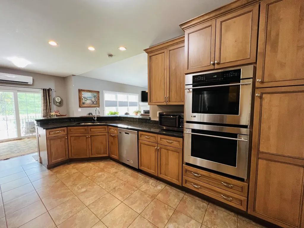 54 Constitution Avenue Hampden ME 04444