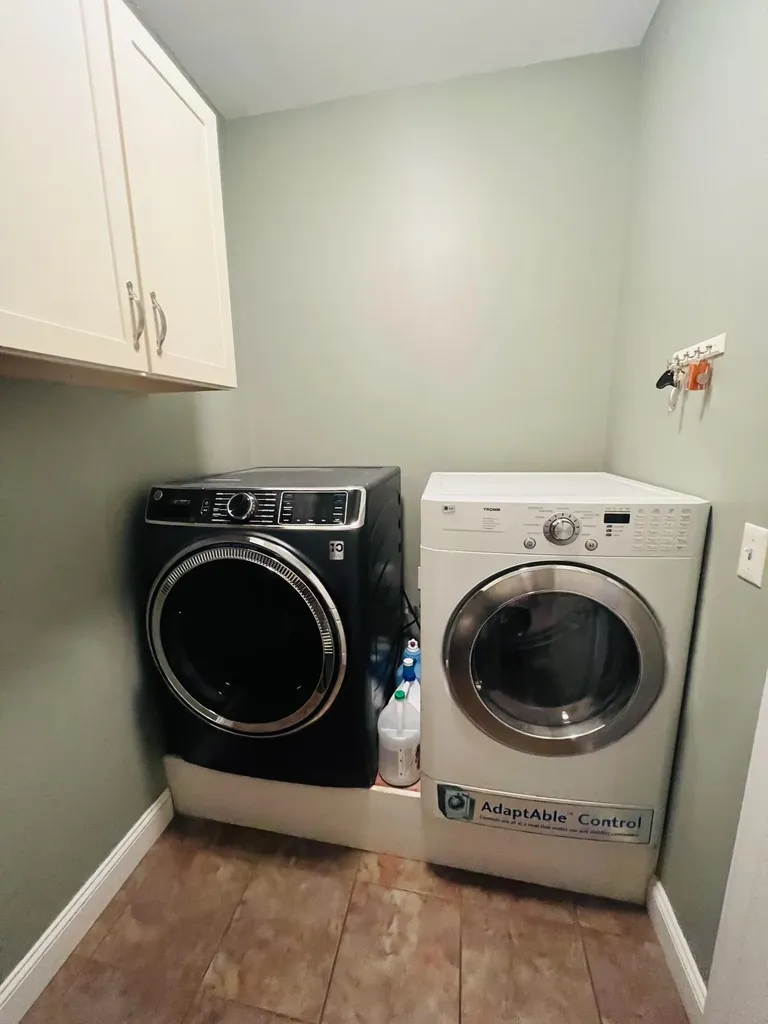 54 Constitution Avenue Hampden ME 04444
