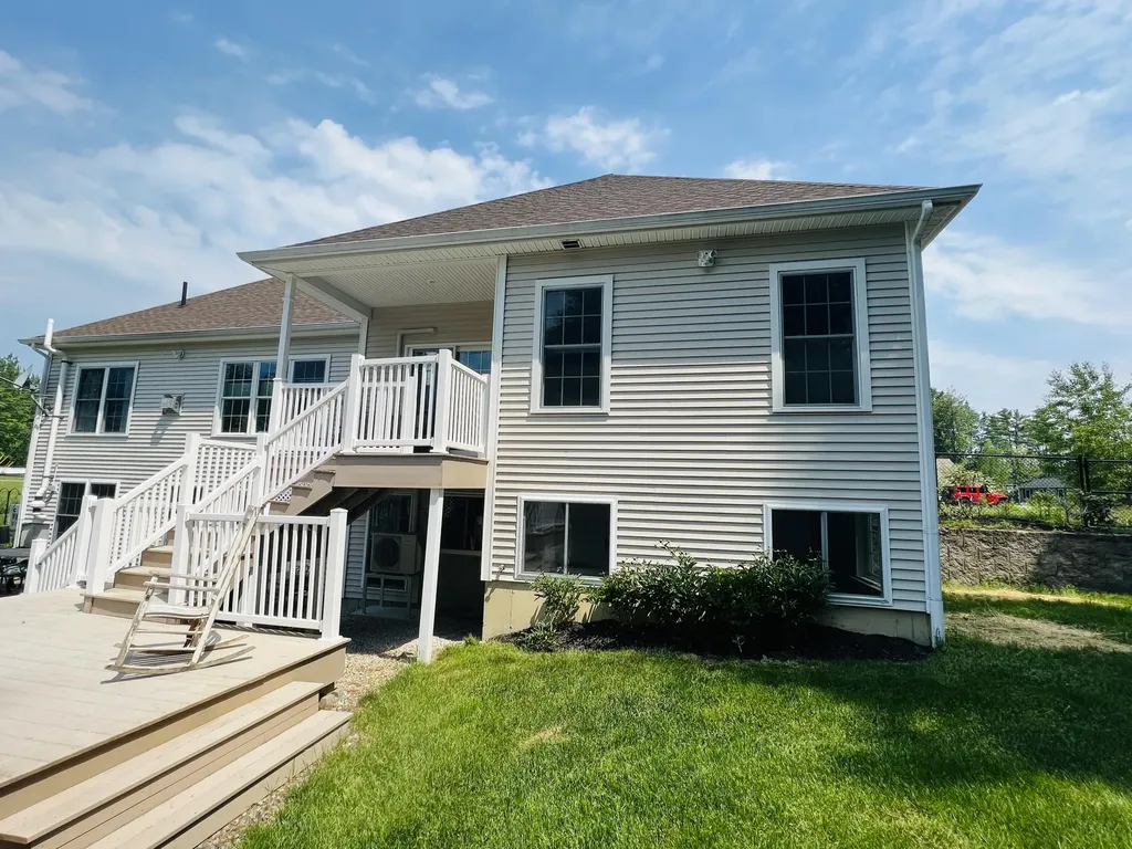 54 Constitution Avenue Hampden ME 04444