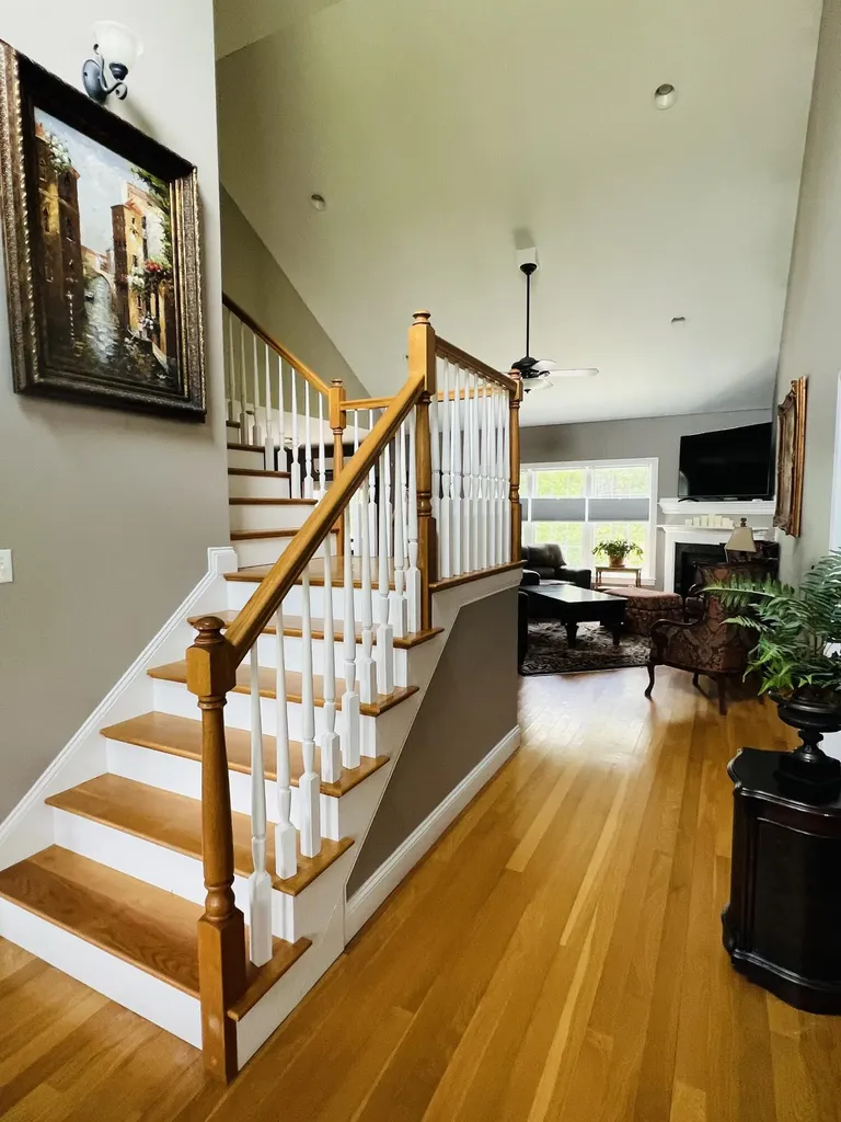 54 Constitution Avenue Hampden ME 04444