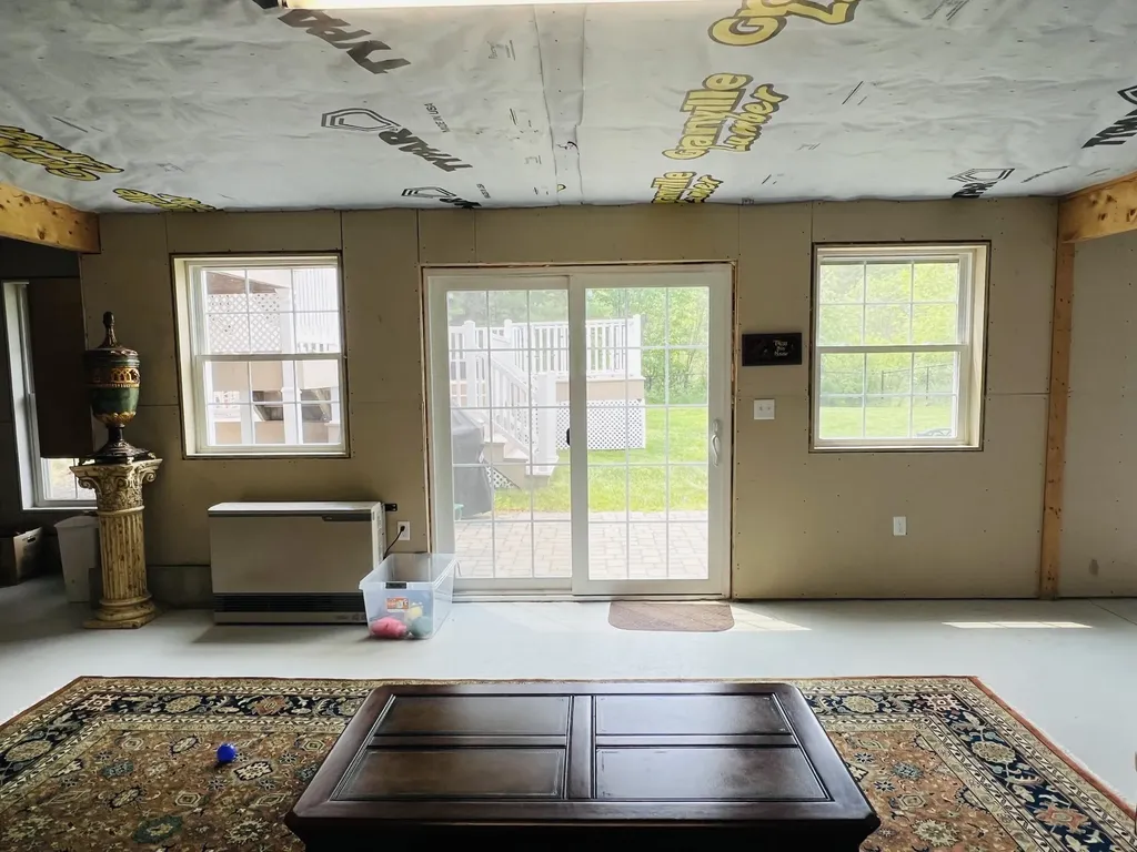 54 Constitution Avenue Hampden ME 04444