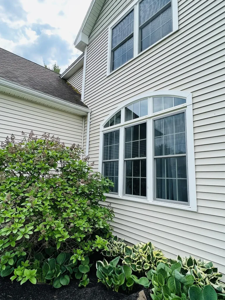 54 Constitution Avenue Hampden ME 04444